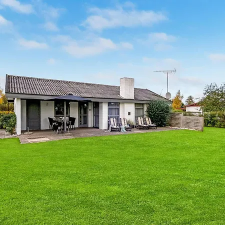 Gorgeous In Sydals With Wifi Semesterbostad